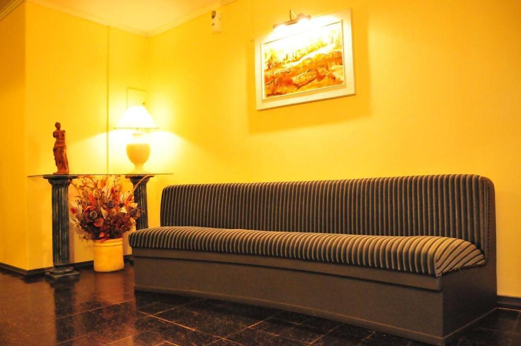 Hotel Urbano Carmelo Luaran gambar